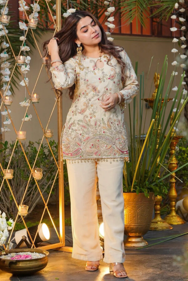 Ivory Paisley Embroidered Designer Short Kurti Set